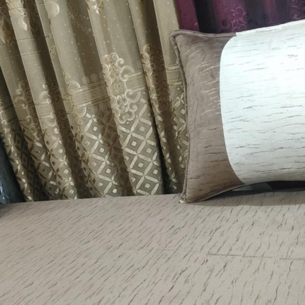 2 مطارح + 4 مخايد عرض ميتعاودش